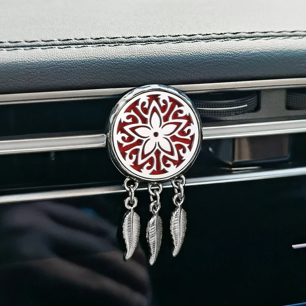 New Dreamcatcher Tree of Life Insert Car Aromatherapy Diffuser Pendant Leaf Tassel Car Air Outlet Essential Oil Diffuser Lockets