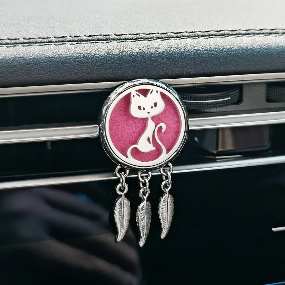 New Dreamcatcher Tree of Life Insert Car Aromatherapy Diffuser Pendant Leaf Tassel Car Air Outlet Essential Oil Diffuser Lockets
